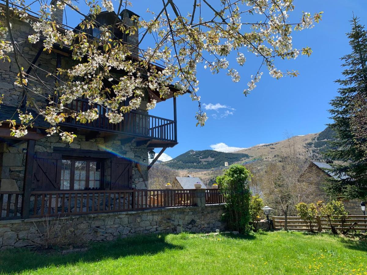 El Xalet De Tauell Hotel Rural Extérieur photo