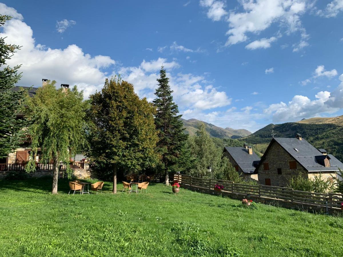 El Xalet De Tauell Hotel Rural Extérieur photo
