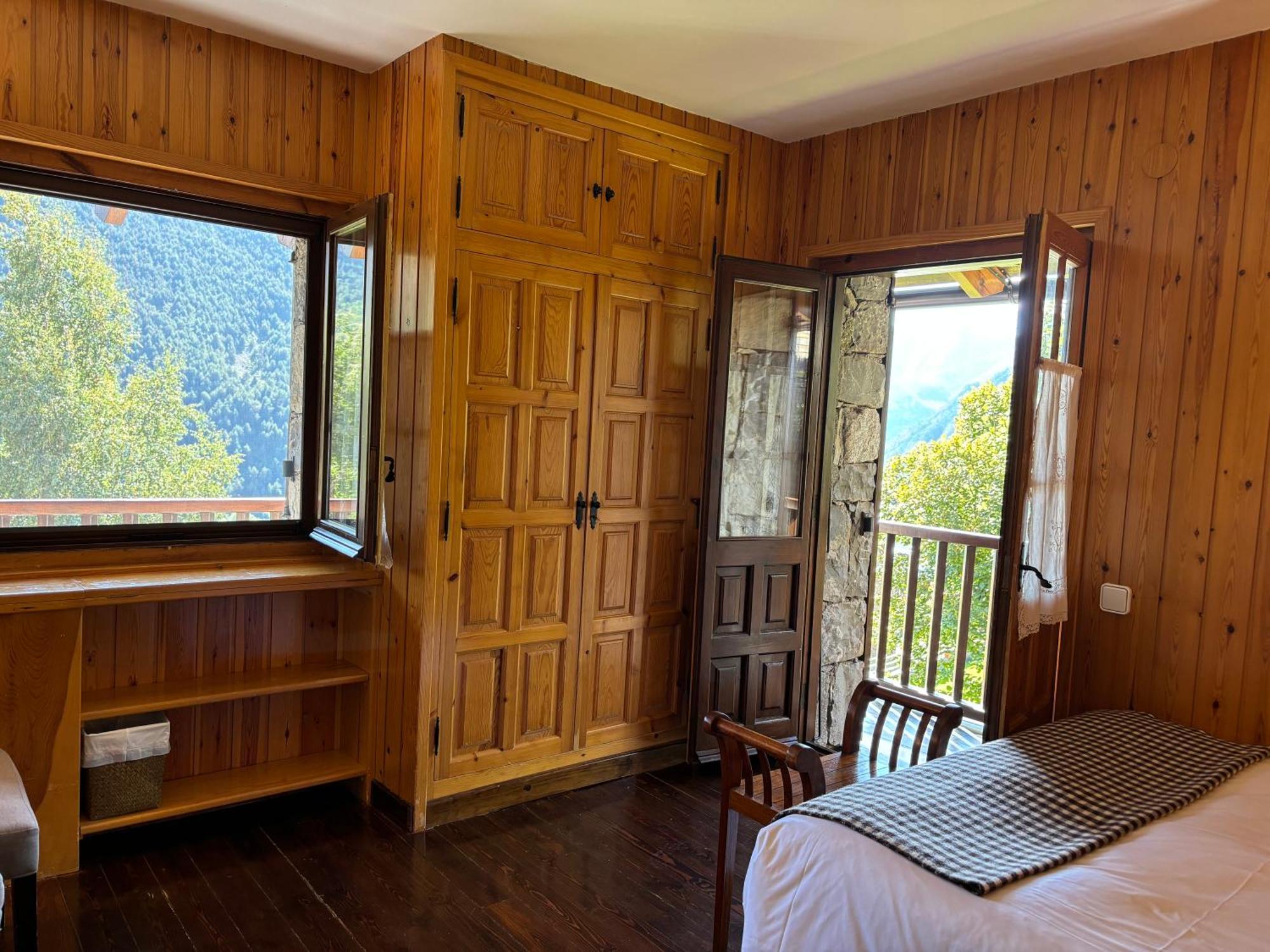 El Xalet De Tauell Hotel Rural Extérieur photo