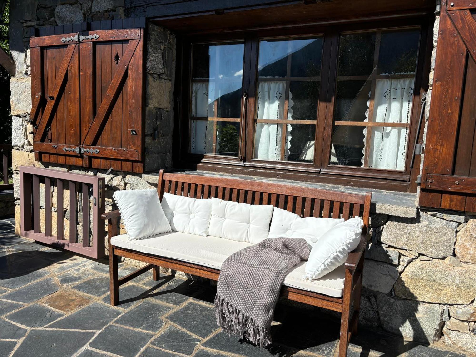El Xalet De Tauell Hotel Rural Extérieur photo