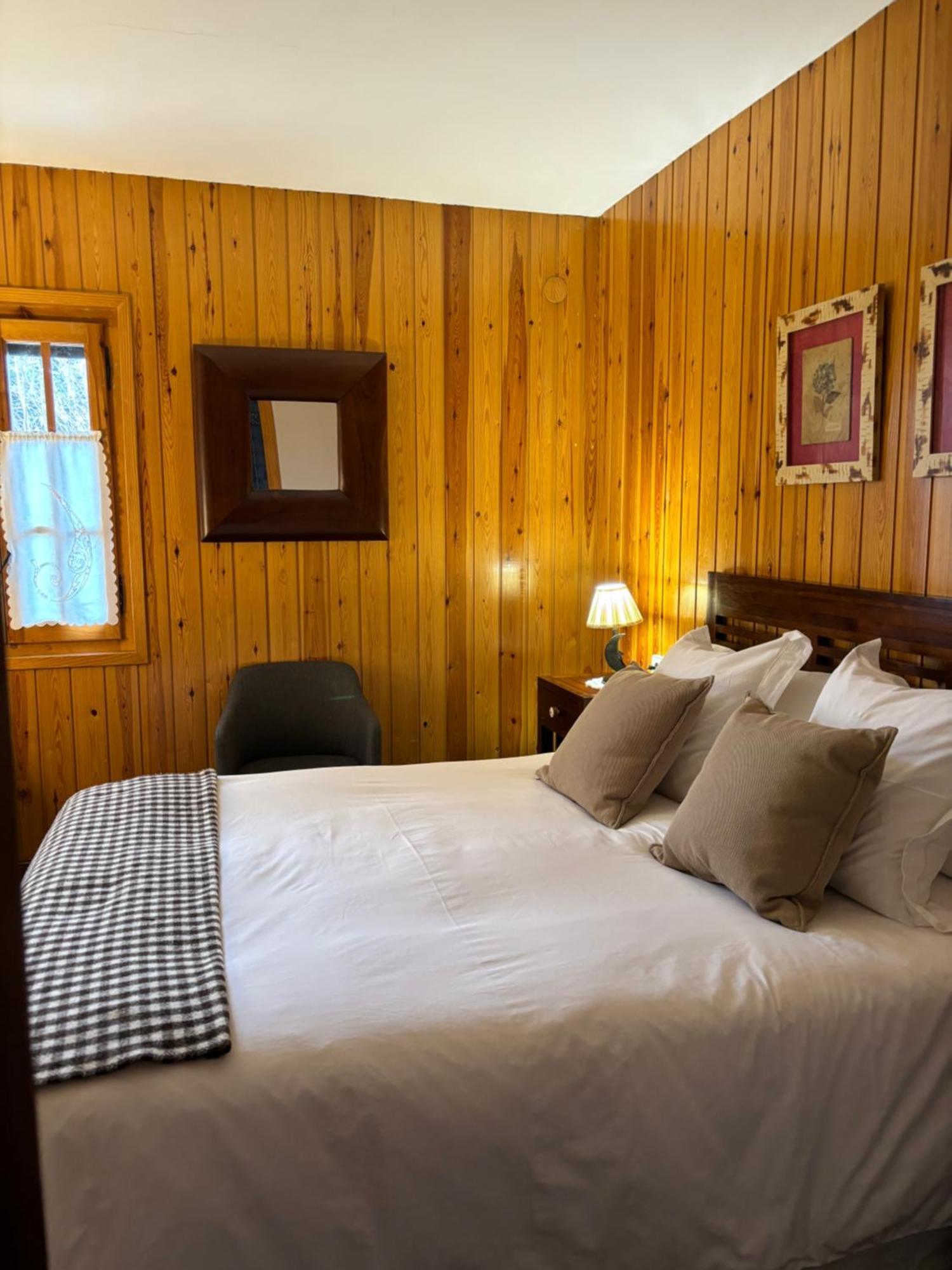 El Xalet De Tauell Hotel Rural Extérieur photo