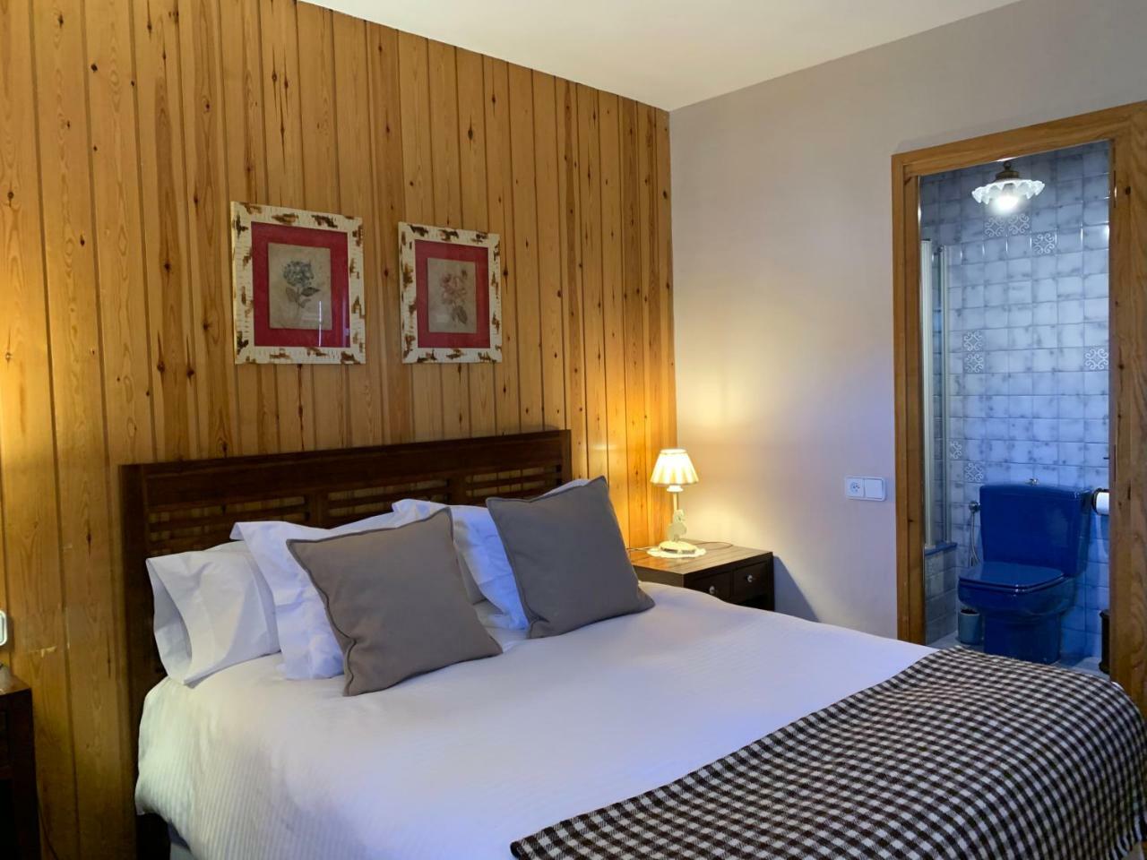 El Xalet De Tauell Hotel Rural Extérieur photo