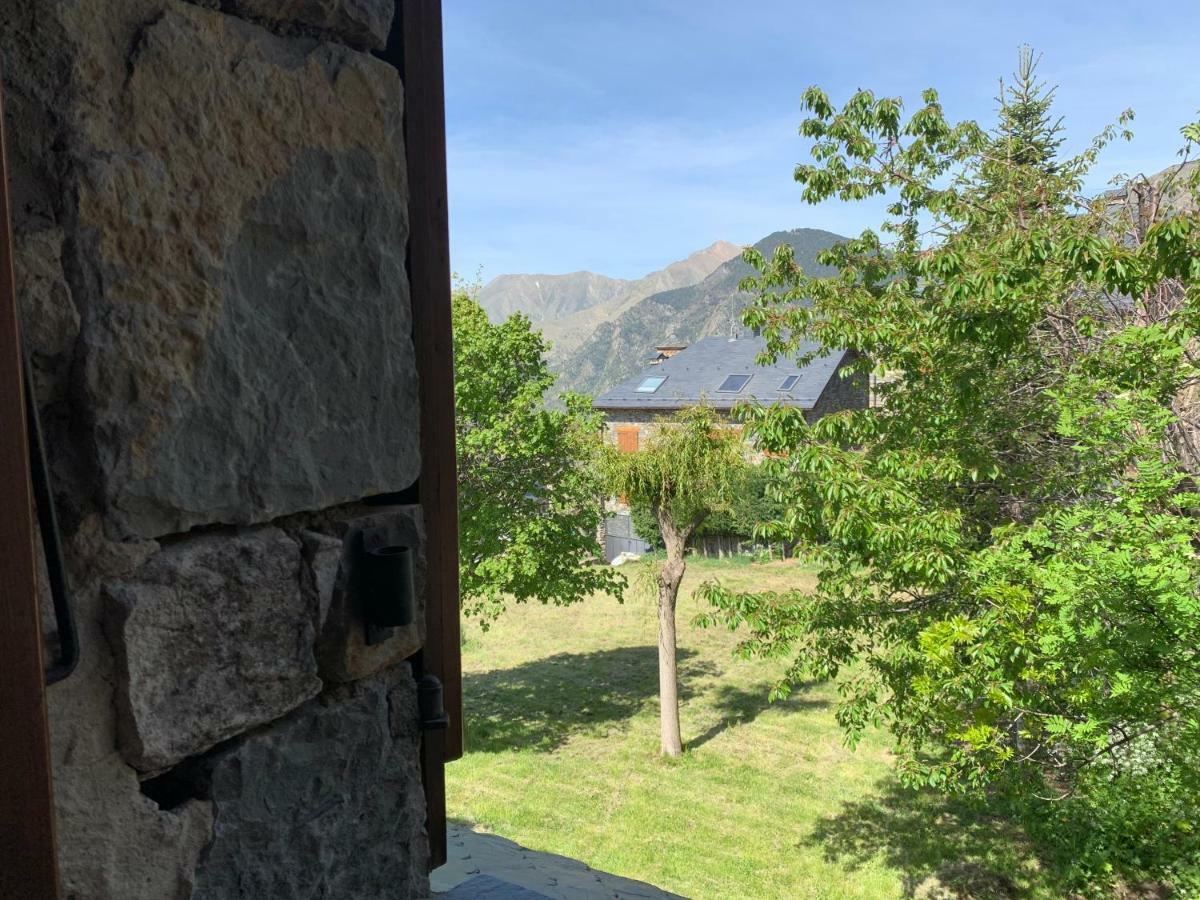 El Xalet De Tauell Hotel Rural Extérieur photo